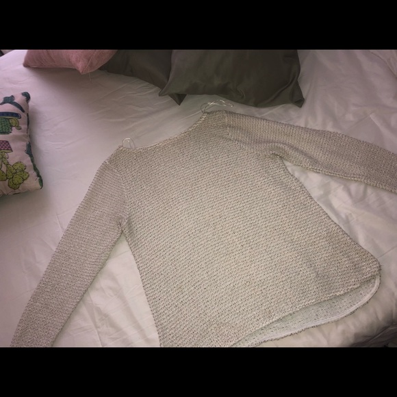 White and black speckled sweater - Picture 1 of 1